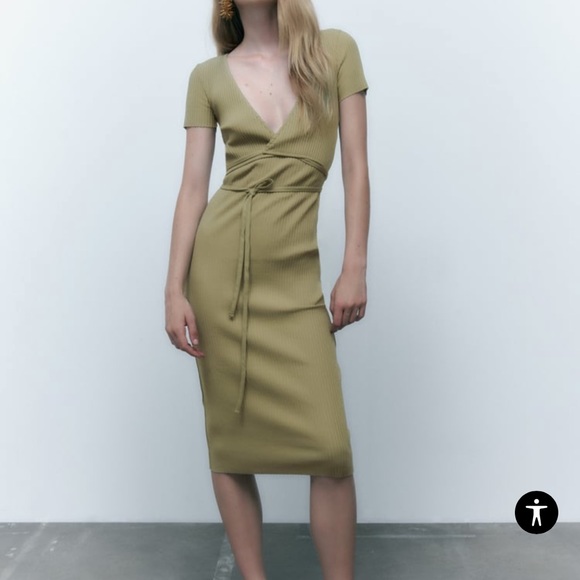 Ribbed Midi Dress - Picture 7 of 10